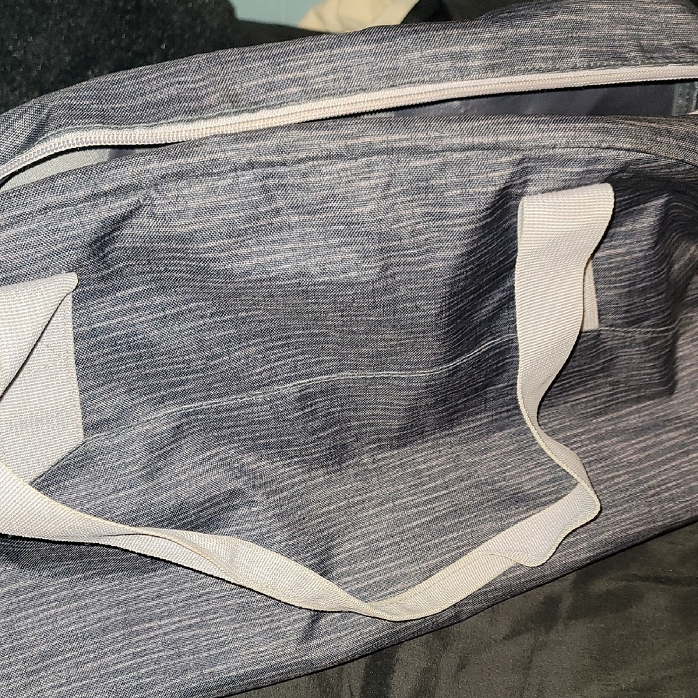 Adidas Duffel Gym Bag - Picture 3 of 6